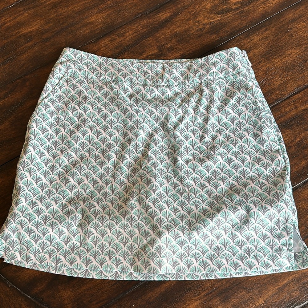 Vineyard Vines Performance Skort Size 4